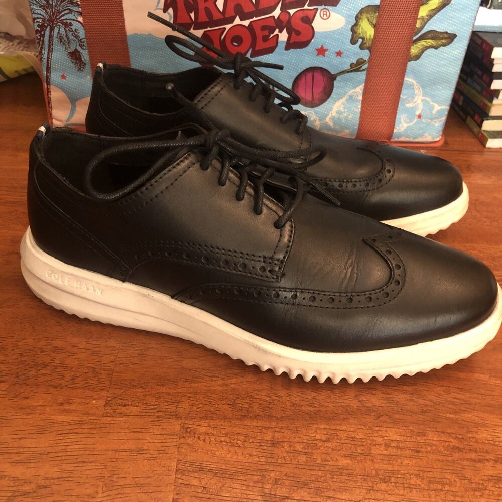 Cole Haan ZERØGRAND Men's 8.5 Leather Wingtip Oxford Lace-Up Black/White Preppy